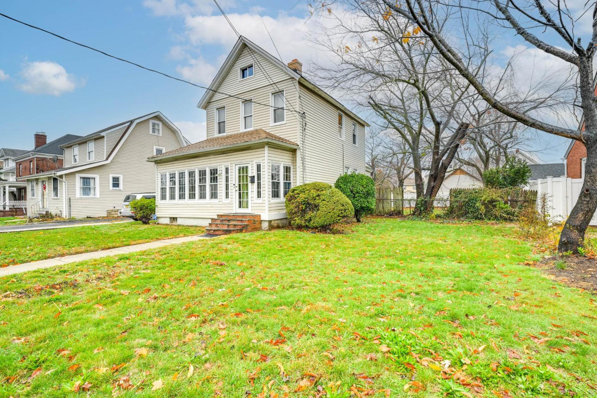 Charming Long Island Home With Fenced Yard! Freeport Zewnętrze zdjęcie
